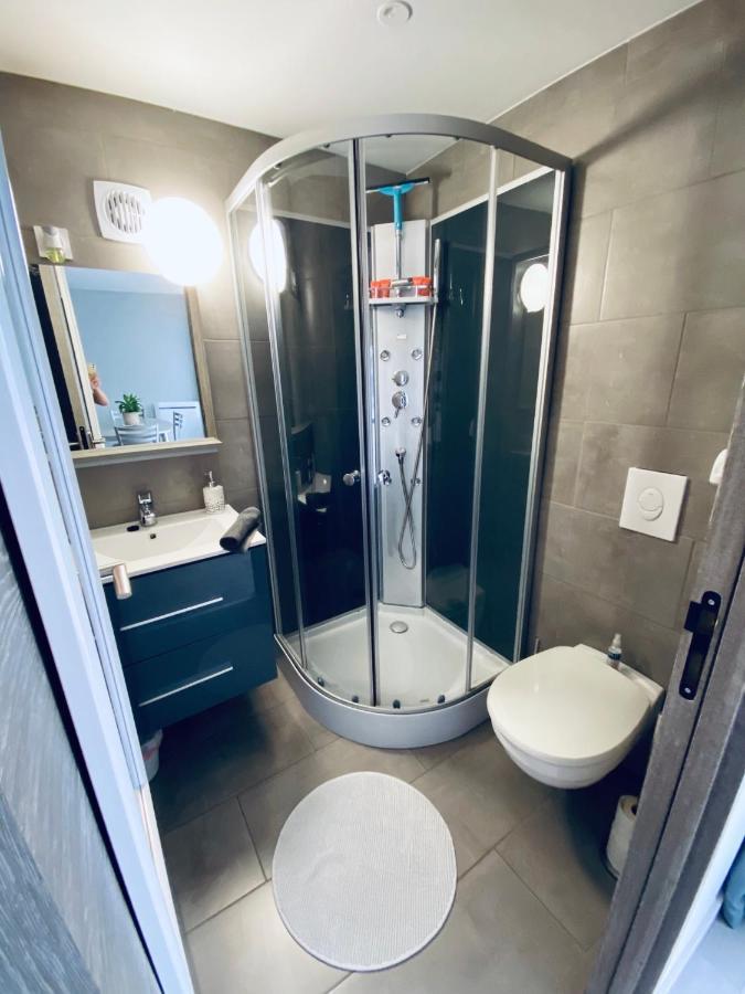 Toul Appartement Entier Avec Parking Prive Au Calme Cosy A Etage Avec Balcon 外观 照片