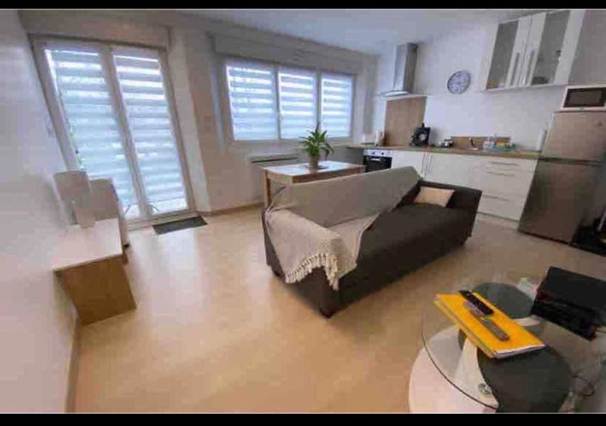 Toul Appartement Entier Avec Parking Prive Au Calme Cosy A Etage Avec Balcon 外观 照片