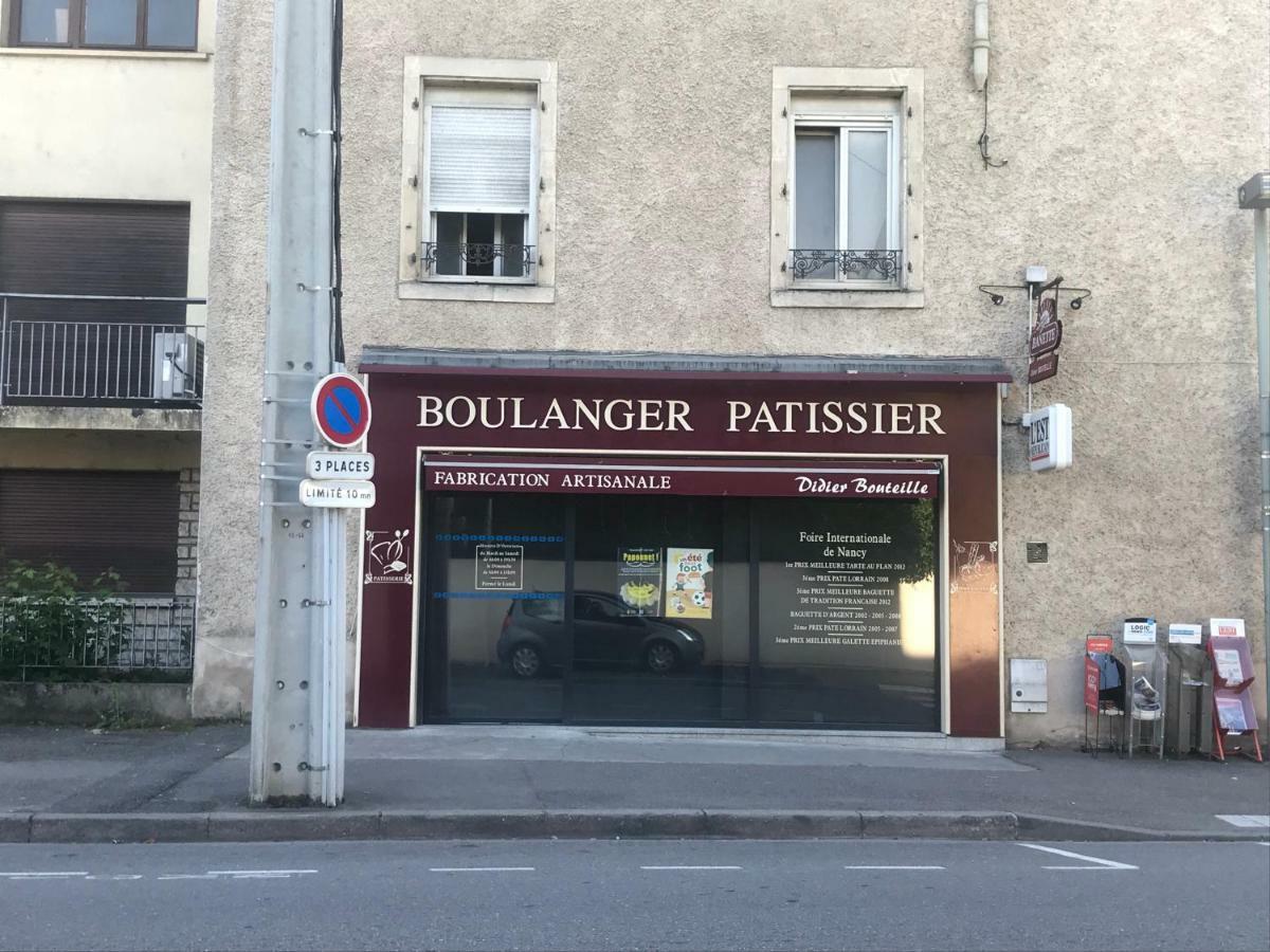 Toul Appartement Entier Avec Parking Prive Au Calme Cosy A Etage Avec Balcon 外观 照片
